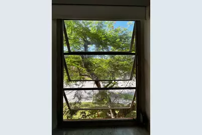 3591 SW 10th Street #12b, Miami, FL 33135 - Photo 11