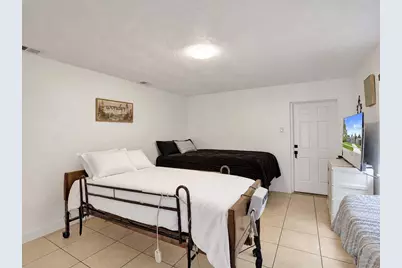 6230 NW 18th Court, Sunrise, FL 33313 - Photo 13