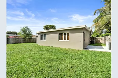 6230 NW 18th Court, Sunrise, FL 33313 - Photo 21