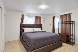 6230 NW 18th Ct, Sunrise, FL 33313 - Photo 9