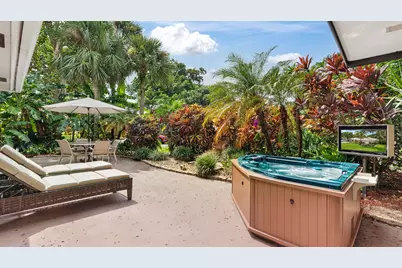 3745 Oaks Clubhouse Drive #V-8, Pompano Beach, FL 33069 - Photo 51