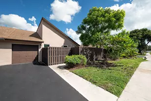 2815 SW 2nd St, Delray Beach, FL 33445 - Photo 1