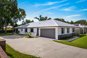 2801 21st Ln, Vero Beach, FL 32960 - Photo 1