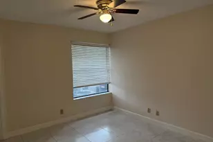 2926 S University Dr, Davie, FL 33328 - Photo 13