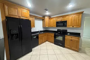 817 S B St, Lake Worth Beach, FL 33460 - Photo 5
