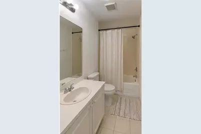 1300 NE 109th Street #301, Miami, FL 33161 - Photo 11