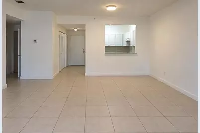 1300 NE 109th Street #301, Miami, FL 33161 - Photo 9