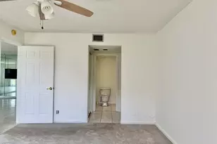 12500 SW 6th St, Pembroke Pines, FL 33027 - Photo 13
