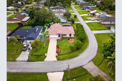 2202 SE Leithgow Street, Port Saint Lucie, FL 34952 - Photo 5