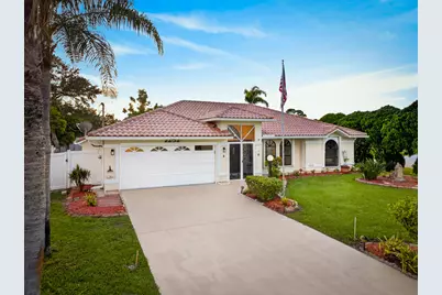 2202 SE Leithgow Street, Port Saint Lucie, FL 34952 - Photo 3