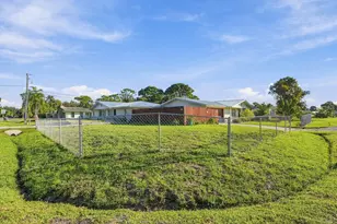 950 Revels Ln, Fort Pierce, FL 34982 - Photo 7