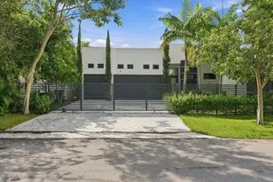 114 NE 16th Pl, Fort Lauderdale, FL 33305 - Photo 1