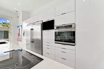 114 NE 16th Place, Fort Lauderdale, FL 33305 - Photo 15