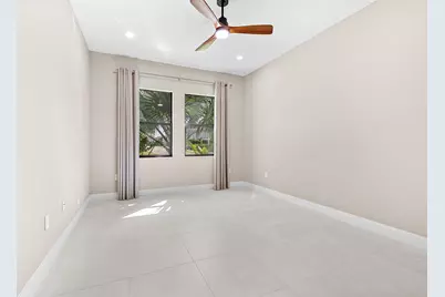 20027 Hirono Lane, Boca Raton, FL 33434 - Photo 15