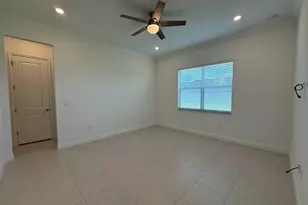 1217 SE Crosswood Wy, Port Saint Lucie, FL 34984 - Photo 17