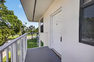 3710 Whitehall Dr, West Palm Beach, FL 33401 - Photo 3