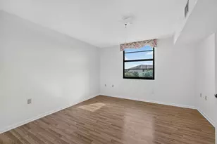 3710 Whitehall Dr, West Palm Beach, FL 33401 - Photo 17
