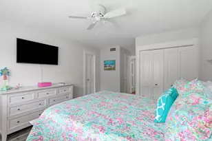 20 Colonial Club Dr, Boynton Beach, FL 33435 - Photo 25