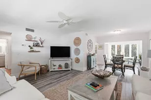 20 Colonial Club Dr, Boynton Beach, FL 33435 - Photo 15