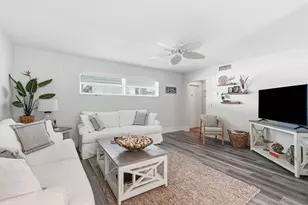 20 Colonial Club Dr, Boynton Beach, FL 33435 - Photo 17