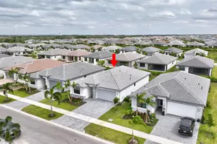 12489 SW Emerald Estuary Ter, Port Saint Lucie, FL 34987 - Photo 37
