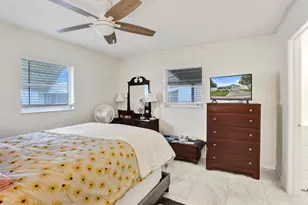 2012 SW 18th Dr, Boynton Beach, FL 33426 - Photo 17