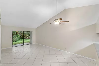462 Hardwood Place #462, Boca Raton, FL 33431 - Photo 7