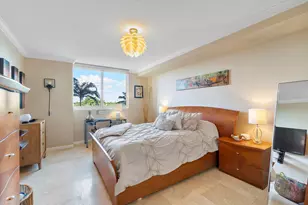 2011 N Ocean Blvd, Fort Lauderdale, FL 33305 - Photo 9