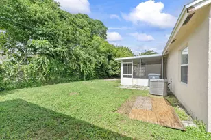 5855 Timber Valley Dr, Lake Worth, FL 33463 - Photo 23