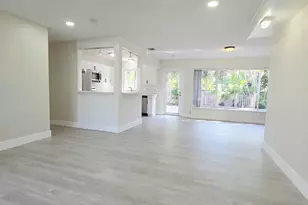 1432 NE 27th St, Wilton Manors, FL 33334 - Photo 9
