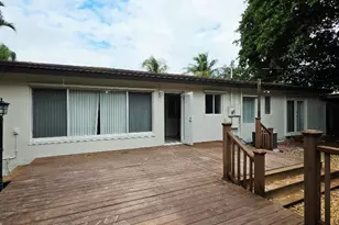 1432 NE 27th St, Wilton Manors, FL 33334 - Photo 17