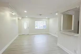 1432 NE 27th St, Wilton Manors, FL 33334 - Photo 23