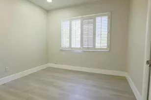 1432 NE 27th St, Wilton Manors, FL 33334 - Photo 13