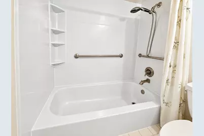 101 SW 132nd Way #305J, Pembroke Pines, FL 33027 - Photo 9