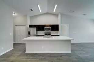 588 SW S Quick Cir, Port Saint Lucie, FL 34953 - Photo 5