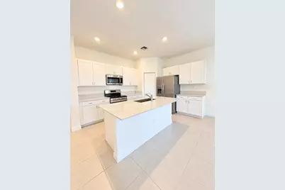 4168 Lagoon Shore Drive, Lake Worth, FL 33467 - Photo 3