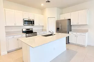 4168 Lagoon Shore Dr, Lake Worth, FL 33467 - Photo 3