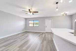 313 Saxony, Delray Beach, FL 33446 - Photo 3