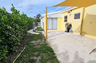 2040 NE 174th St, North Miami Beach, FL 33162 - Photo 37