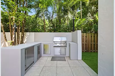 755 W Fern Drive, Boca Raton, FL 33432 - Photo 25