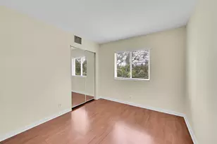 2655 NE 8th Ave, Wilton Manors, FL 33334 - Photo 5