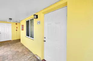 2655 NE 8th Ave, Wilton Manors, FL 33334 - Photo 35