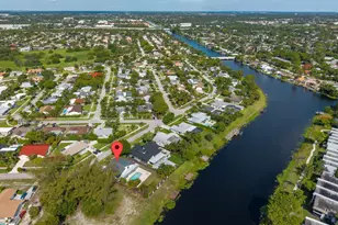 33 Oregon Ln, Boca Raton, FL 33487 - Photo 7