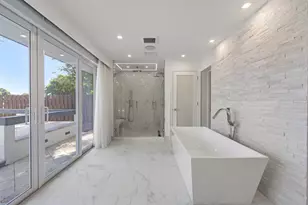 33 Oregon Ln, Boca Raton, FL 33487 - Photo 39