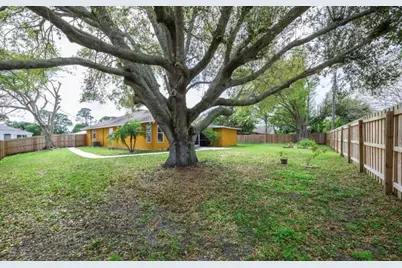 353 NW Ferris Drive, Port Saint Lucie, FL 34983 - Photo 17