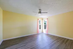 353 NW Ferris Dr, Port Saint Lucie, FL 34983 - Photo 7