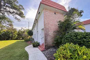 2600 SE Ocean Blvd, Stuart, FL 34996 - Photo 1