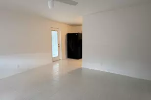 3642 Gulfstream Rd, Palm Springs, FL 33461 - Photo 3