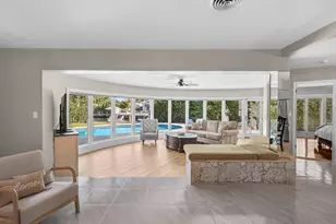910 Banyan Dr, Delray Beach, FL 33483 - Photo 23