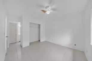 5802 Orange Rd, West Palm Beach, FL 33413 - Photo 9